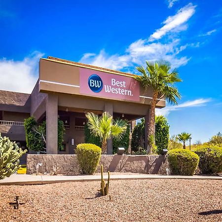 Best Western Innsuites Phoenix Hotel & Suites Bagian luar foto